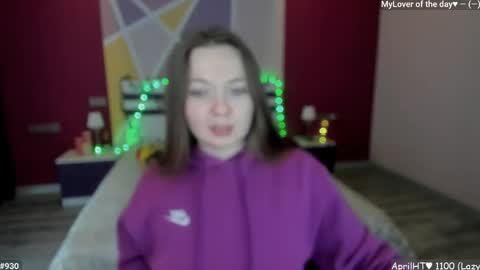 Girl next door online show from 04-18-26, 11:36