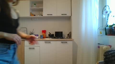 Liza online show from 01-15-25, 07:05