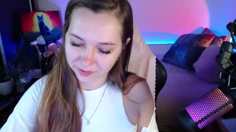 LIzaSwan online show from 11-15-25, 06:04