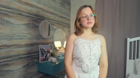 Lizbeth or Lizzy online show from 12-13-24, 08:04