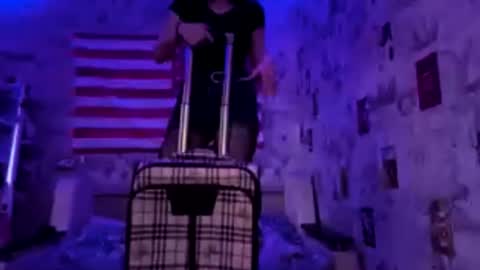 Malin online show from 07-12-26, 05:04