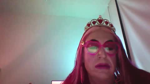 Snapshot of lizicherystrawbery chatting on 12-31-24, 12:46 Lizi Chery Strawbery online show from 12-31-24, 12:46