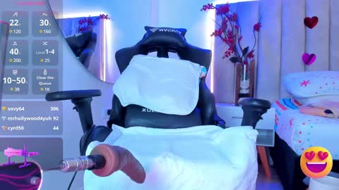 Liz online show from 02-21-25, 09:02