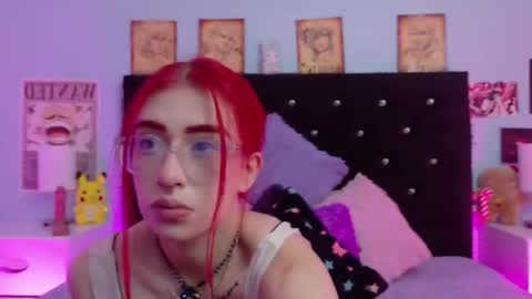 Snapshot of lizz_bela1 chatting on 05-03-26, 12:27 Lizz online show from 05-03-26, 12:27