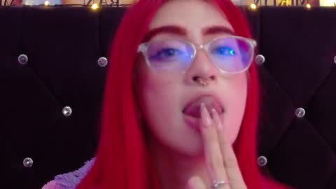 Snapshot of lizz_bela1 chatting on 05-16-26, 10:52 Lizz online show from 05-16-26, 10:52
