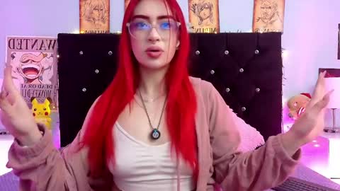 Snapshot of lizz_bela1 chatting on 05-18-26, 10:37 Lizz online show from 05-18-26, 10:37