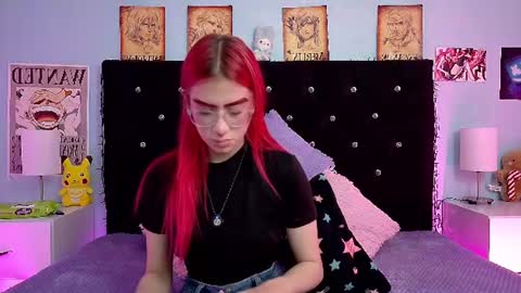 Snapshot of lizz_bela1 chatting on 06-14-26, 12:08 Lizz online show from 06-14-26, 12:08