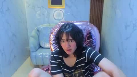 Liz  online show from 06-27-26, 03:22