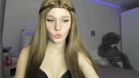 lizza_a online show from 03-09-26, 06:45