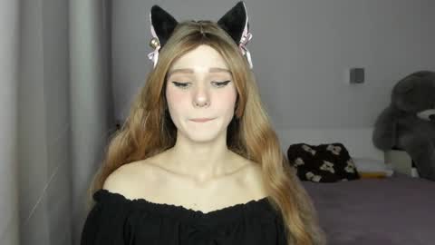 lizza_a online show from 04-09-26, 05:18