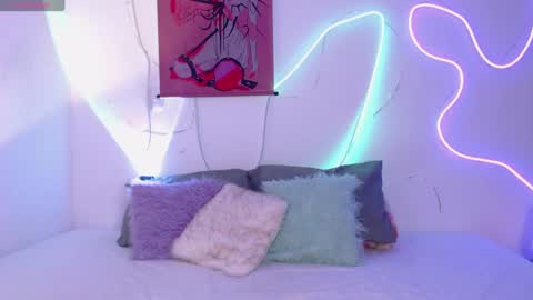 Snapshot of lizza_scott chatting on 12-21-24, 11:56 Lizza Scott online show from 12-21-24, 11:56