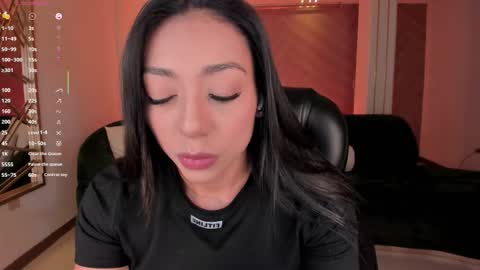 Snapshot of lizzhamilton_ chatting on 09-11-25, 08:42 Lizzi  online show from 09-11-25, 08:42