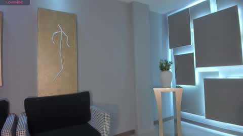 Lizzi  online show from 01-17-26, 12:32