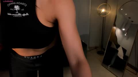 Lizzi  online show from 02-06-26, 08:45