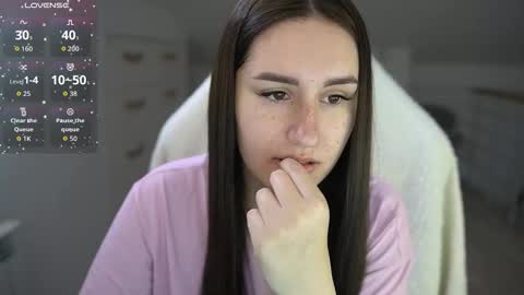 Snapshot of lizzi_fox chatting on 11-09-25, 09:07 Lizi-Fox online show from 11-09-25, 09:07