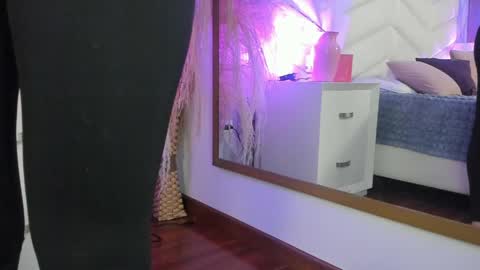 LIZZI online show from 04-17-26, 08:45