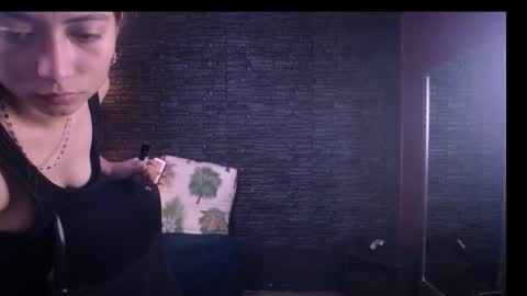 Lizzie online show from 09-25-25, 01:26