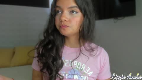 lizzieamber online show from 01-10-25, 12:15