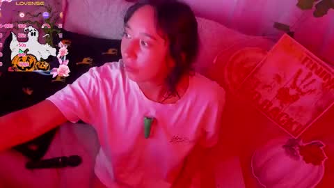 lizzy online show from 10-12-25, 02:43