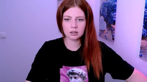 Lizzy3 online show from 09-21-25, 12:18