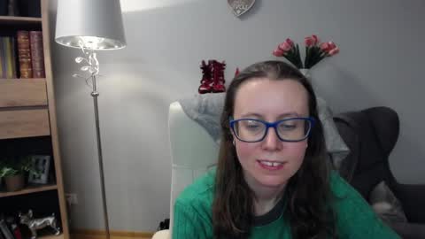 Lizzy online show from 02-04-26, 05:46