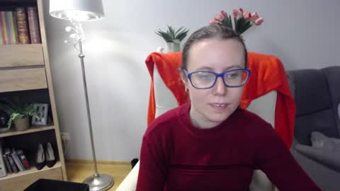 Lizzy online show from 02-24-26, 05:38