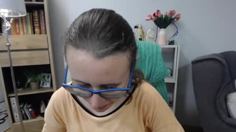Lizzy online show from 05-22-26, 04:30
