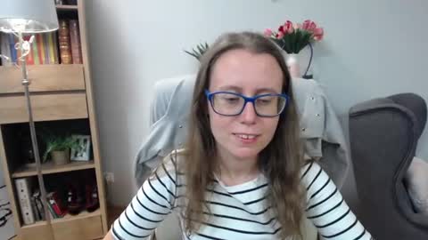 Lizzy online show from 06-10-26, 04:23