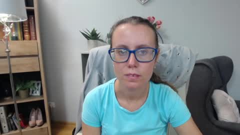 Lizzy online show from 07-10-26, 04:39