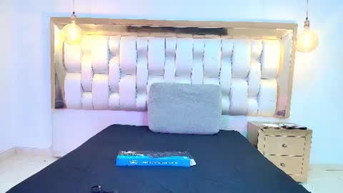 LIZZY RAVEN online show from 07-22-26, 11:35