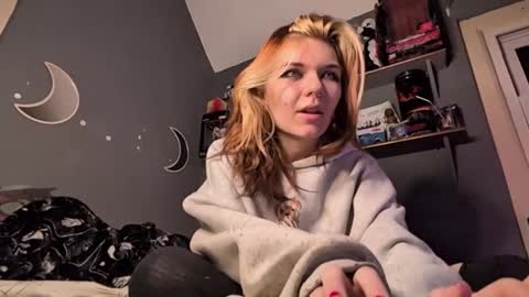 lizzybunny online show from 12-02-24, 05:26