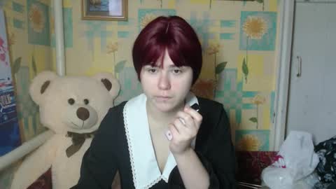 Snapshot of llevella chatting on 10-21-25, 09:43 Sevy online show from 10-21-25, 09:43