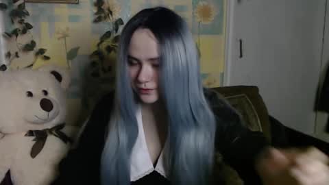 Snapshot of llevella chatting on 11-08-25, 09:46 Sevy online show from 11-08-25, 09:46