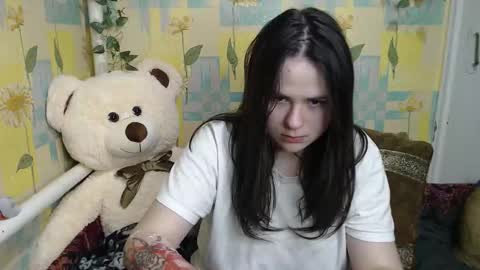 Snapshot of llevella chatting on 11-14-25, 08:51 Sevy online show from 11-14-25, 08:51