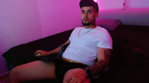 Snapshot of lliamm_2 chatting on 01-26-25, 06:07 lliamm 2 online show from 01-26-25, 06:07