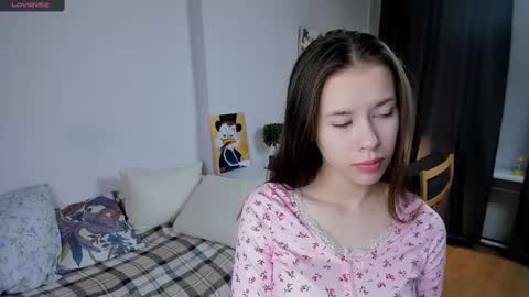 Snapshot of llkadream chatting on 02-11-25, 07:23 Arina online show from 02-11-25, 07:23