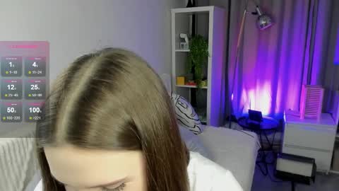 Snapshot of llkadream chatting on 02-15-25, 08:01 Arina online show from 02-15-25, 08:01