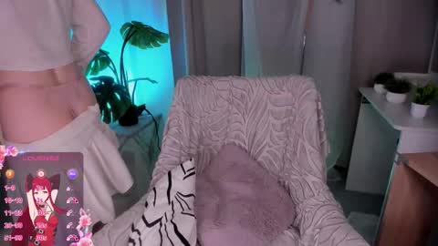 Snapshot of llkadream chatting on 09-21-25, 09:44 Arina online show from 09-21-25, 09:44