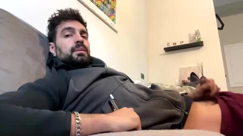 Snapshot of lnnc5 chatting on 11-14-25, 08:24 lnnc5 online show from 11-14-25, 08:24