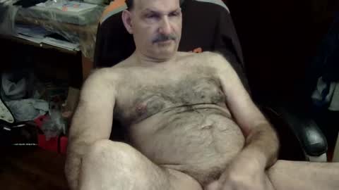 Snapshot of loades182025 chatting on 10-13-25, 02:11 loades182025 online show from 10-13-25, 02:11