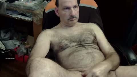 Snapshot of loades182025 chatting on 10-17-25, 01:42 loades182025 online show from 10-17-25, 01:42