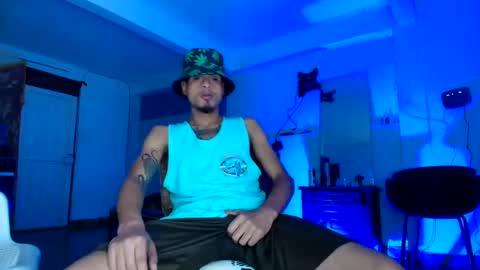 Snapshot of lobo_cockk chatting on 11-16-25, 04:40 edwin online show from 11-16-25, 04:40