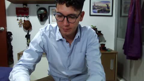 Lobo online show from 12-18-24, 02:42