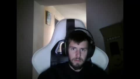 Snapshot of lobotomy54 chatting on 10-02-25, 10:22 lobo online show from 10-02-25, 10:22