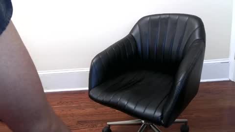 Snapshot of lockdownlove chatting on 03-05-25, 02:01 lockdownlove online show from 03-05-25, 02:01