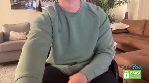 Snapshot of lockdownlove chatting on 09-18-25, 01:13 lockdownlove online show from 09-18-25, 01:13