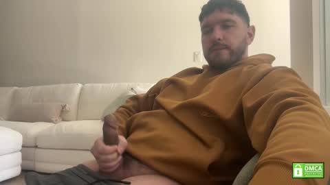 lockdownlove online show from 02-02-26, 05:00