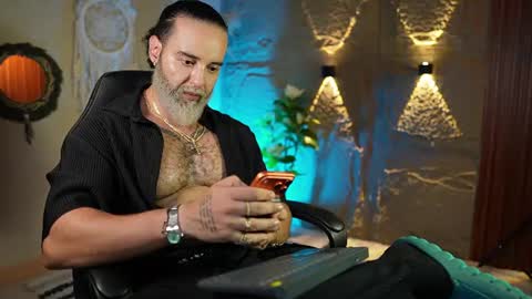 logan_cardenas1 online show from 06-11-26, 03:48