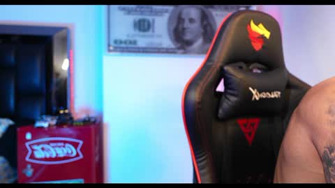 logan_hugh8 online show from 02-28-25, 10:52