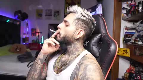 logan_hugh8 online show from 03-23-26, 05:11